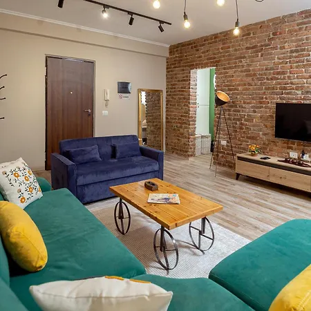 Appartement Cozy - Near New Bazaar Tirana