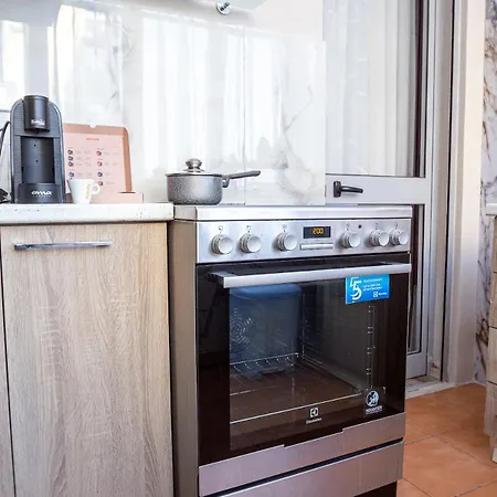 Appartement Cozy - Near New Bazaar Tirana